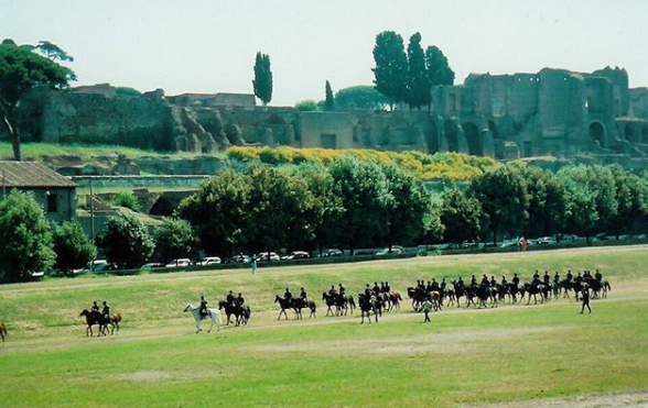 Photo of Circus Maximus en de roof van de Sabijnse maagden
