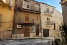 Photo of Te Koop : Huisje met magnifiek zicht in Bisacquino, Sicilië *35.000€*